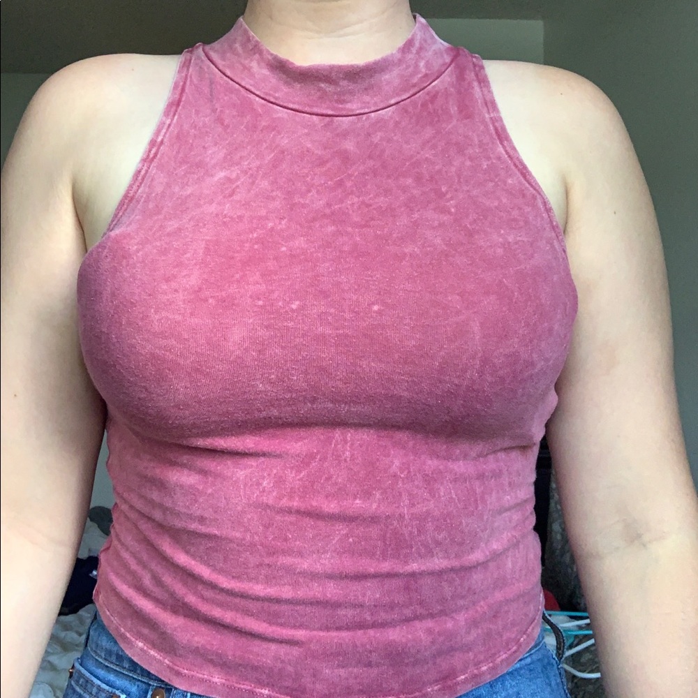 Pink tank - Picture 2 of 2